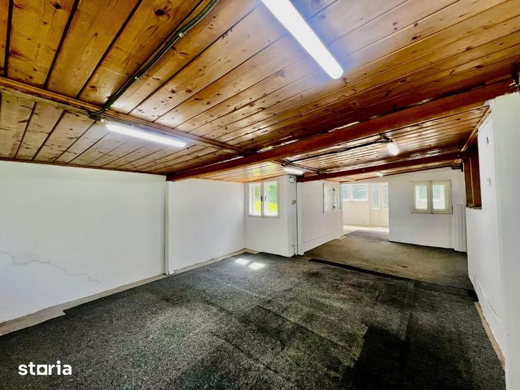 Casă cu 5 camere cu Teren 400 Mp în Păcurari