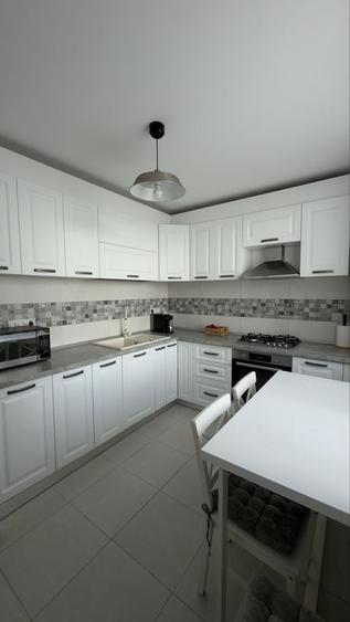 Apartament cu 2 camere decomandat în Păcii