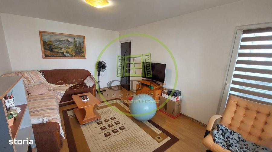 Apartament cu 2 camere decomandat, mobilat în Rovine