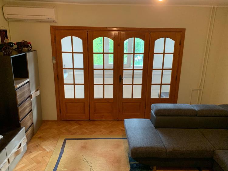 Apartament cu 3 camere decomandat în Lunei