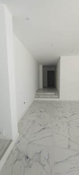 Apartament cu 3 camere decomandat în Găgeni
