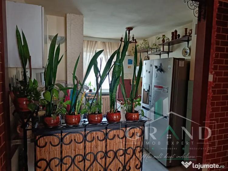 Apartament cu 4 camere decomandat în Mănăștur