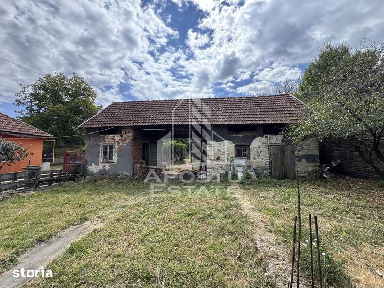 Casă cu 3 camere cu Teren 841 Mp în Central