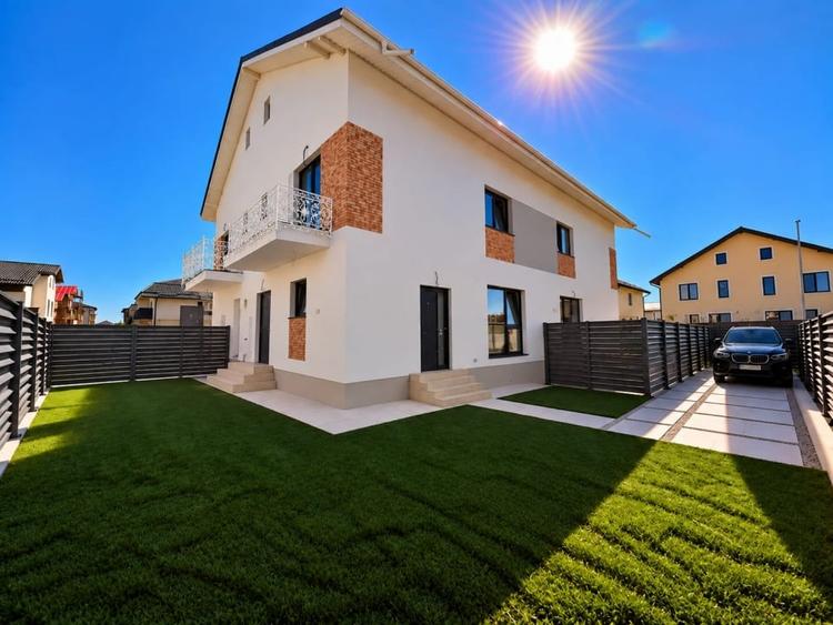 Duplex cu 4 camere cu Canalizare în Haliu