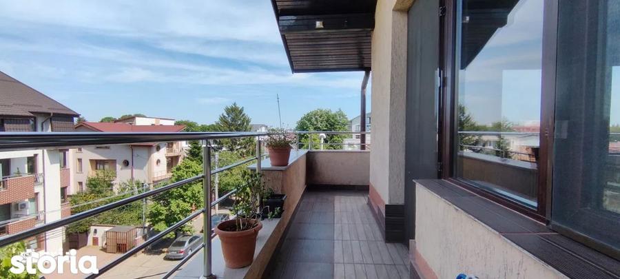 Apartament cu 3 camere, mobilat în Dămăroaia