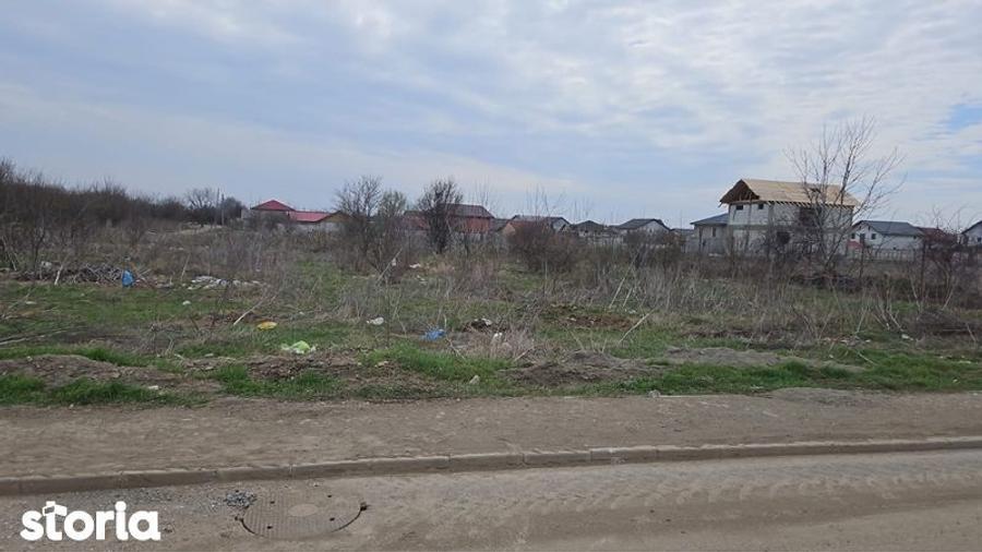 Teren de 1300 mp, în Ștefăneștii de Jos