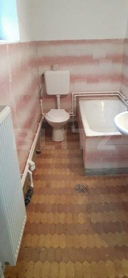 Casă individuală cu 5 camere cu Canalizare în Găești