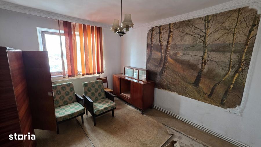 Apartament cu 4 camere în Central