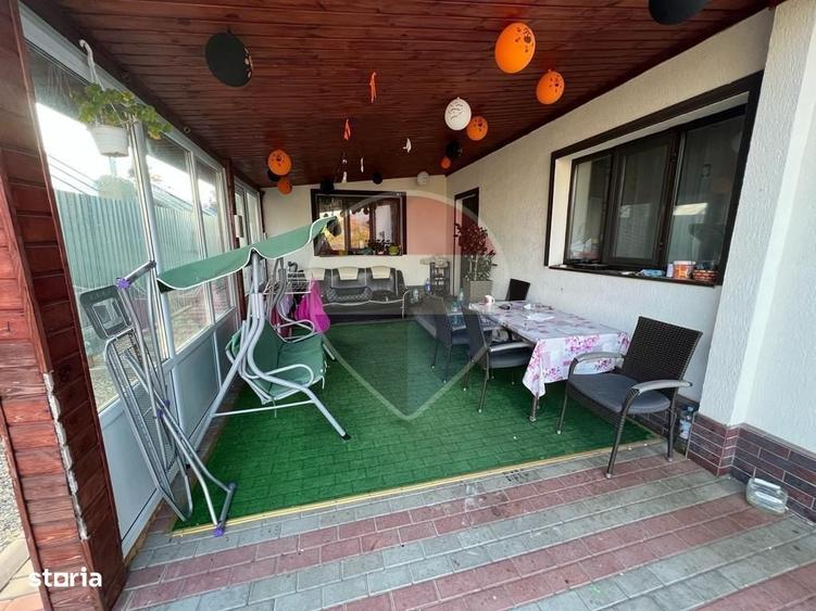 Casă cu 4 camere în Central