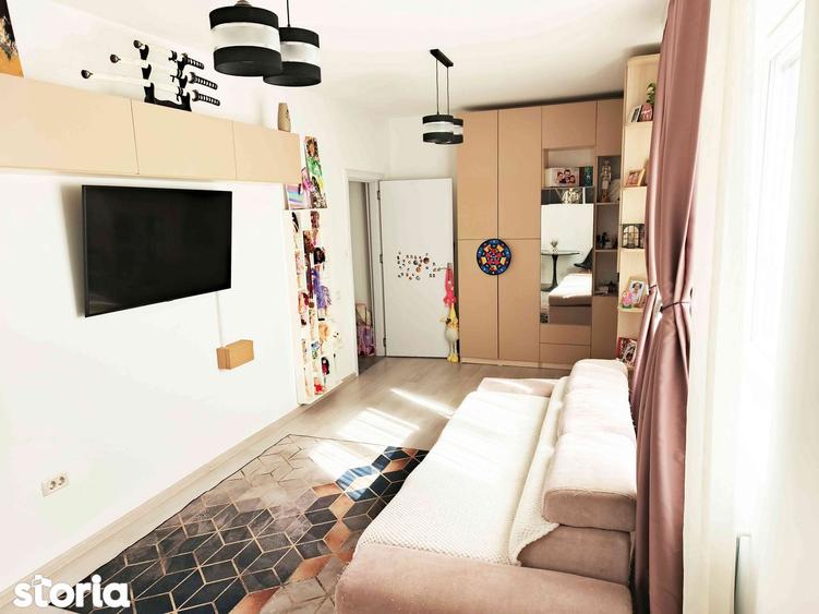 Apartament cu 2 camere, mobilat în Central