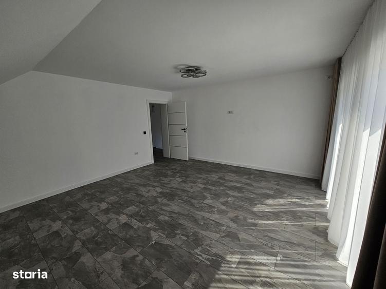 Casă cu 4 camere în Teilor