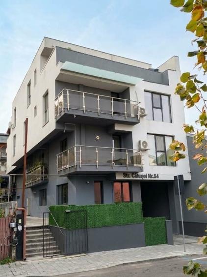 Apartament cu 2 camere decomandat în Obor