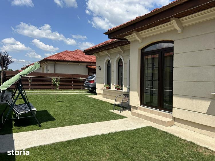 Casă cu 3 camere cu Teren 400 Mp în Central