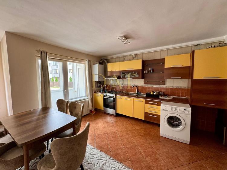 Apartament cu 3 camere, mobilat în Florești — fotografia 3