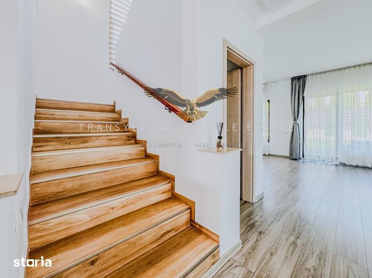 Casă cu 5 camere cu Teren 530 Mp în Gheorgheni