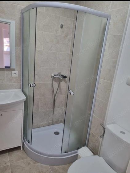 Apartament cu 4 camere semidecomandat în Ultracentral