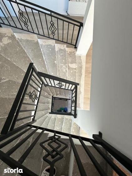 Casă cu 4 camere cu Teren 180 Mp în Central
