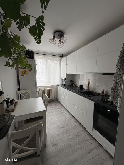 Apartament cu 2 camere nedecomandat în Aleea Carpați