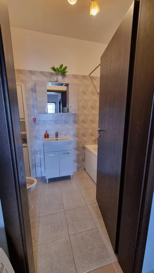 Apartament cu 2 camere decomandat în Berceni