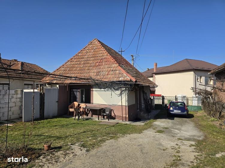 Casă cu 3 camere în Stupini