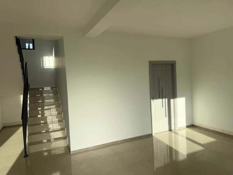 Vand Casa Noua P+1 In Localitatea Lumina - 1