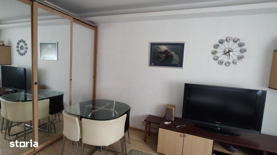 Apartament cu 2 camere decomandat în Militari