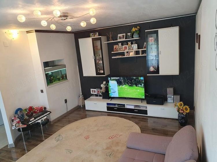 Apartament cu 4 camere decomandat, mobilat în Noua