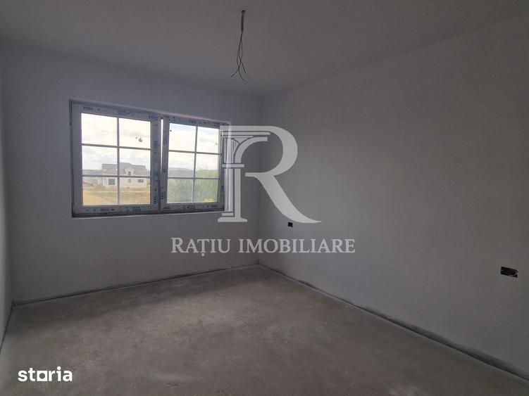 Casă cu 4 camere cu Teren 844 Mp în Nufărul