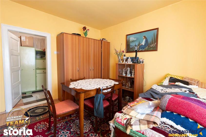 Casă cu 2 camere cu Teren 656 Mp în Brețcu
