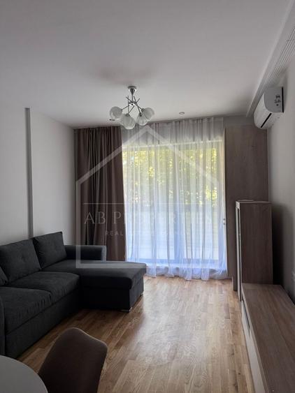 Apartament cu 2 camere decomandat, mobilat în Străulești