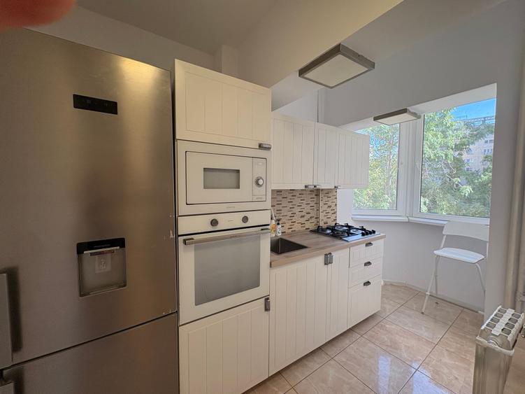 Apartament cu 2 camere decomandat în Octavian Goga