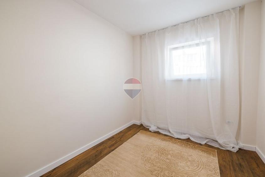 Apartament cu 2 camere decomandat, mobilat în Calea București