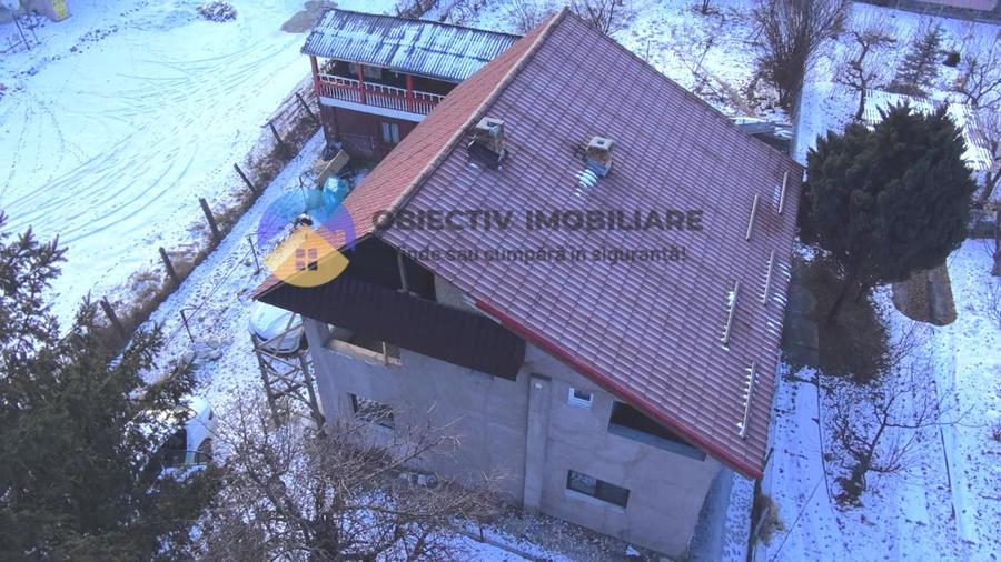 Casă cu 3 camere cu Teren 476 Mp în Tarcău