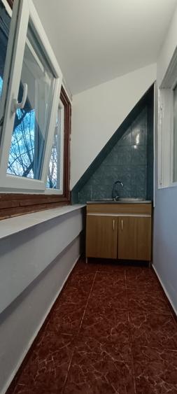 Garsonieră decomandată, mobilată în Dacia
