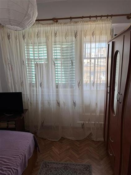 Apartament cu 3 camere decomandat, mobilat în Ultracentral