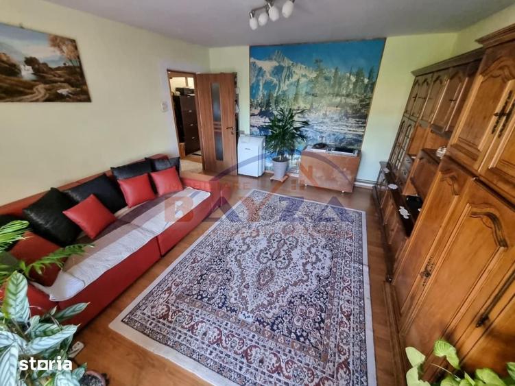 Apartament cu 3 camere decomandat în Ultracentral