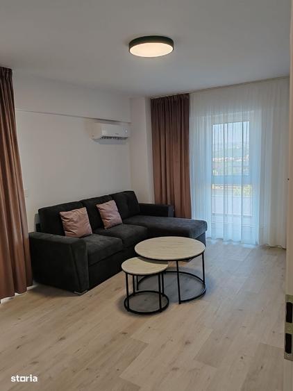 Apartament cu 2 camere decomandat în Galata