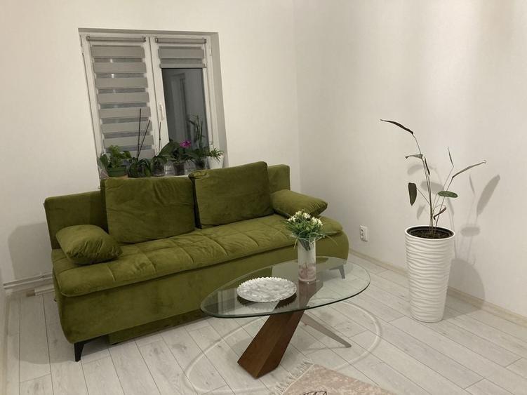 Vand apartament cu 2 camere Campina central complet mobilat! - 1