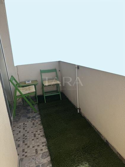Apartament cu 3 camere decomandat în Florești