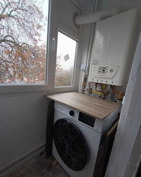 Apartament cu 2 camere semidecomandat în Berceni