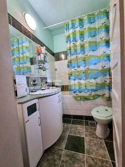 Casă individuală cu 3 camere cu Canalizare în Ogretin
