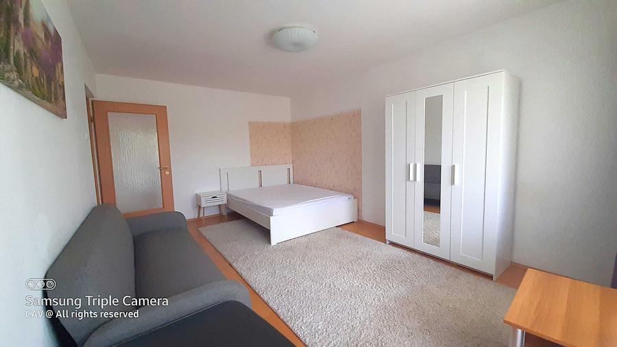 Apartament cu 2 camere decomandat în Zorilor