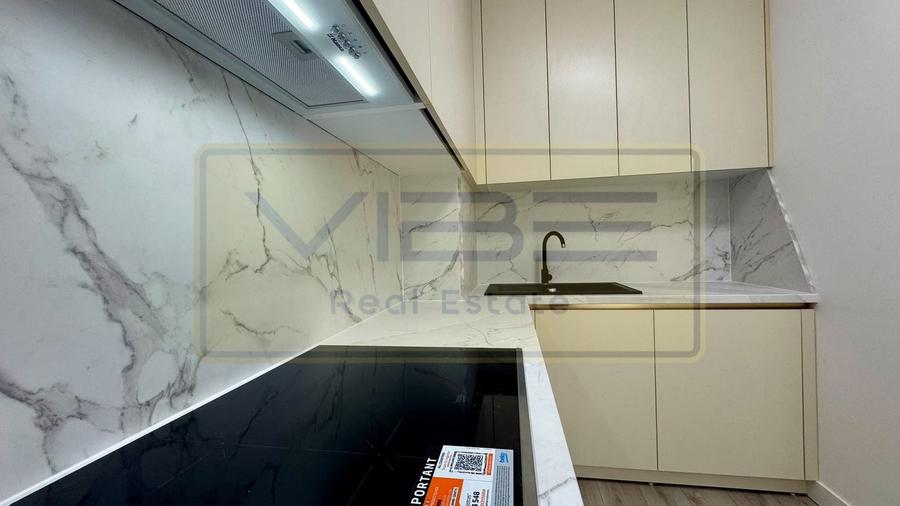 Apartament cu 3 camere semidecomandat, mobilat în Podu Roș