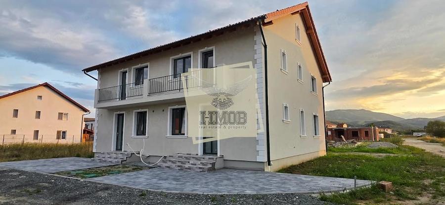 Casa 4 camere 2 bai 118 mp utili Talmaciu - 10