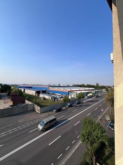 Apartament cu 2 camere decomandat, mobilat în Noua