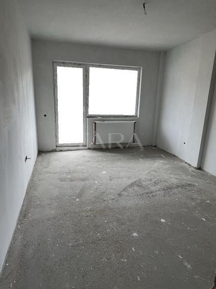 Apartament cu 3 camere decomandat în Florești — fotografia 1