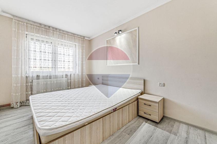 Apartament cu 2 camere semidecomandat, mobilat în Ultracentral