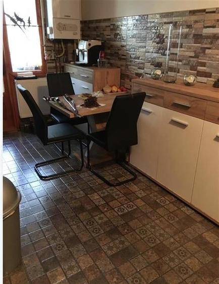 Apartament cu 2 camere decomandat, mobilat în Aradului
