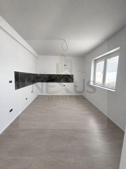 Casă individuală cu 4 camere cu Canalizare în Berceni