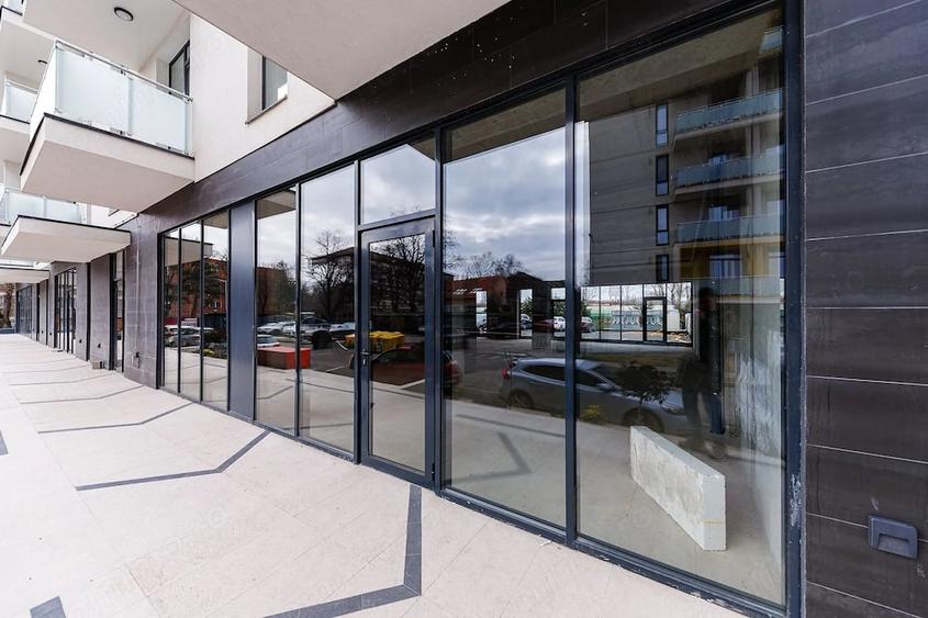 Spațiu comercial, de 142.1 mp, în Central